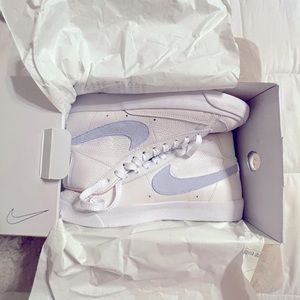 Nike Hightop Mid Blazer BNNW size 7. Custom design ✨